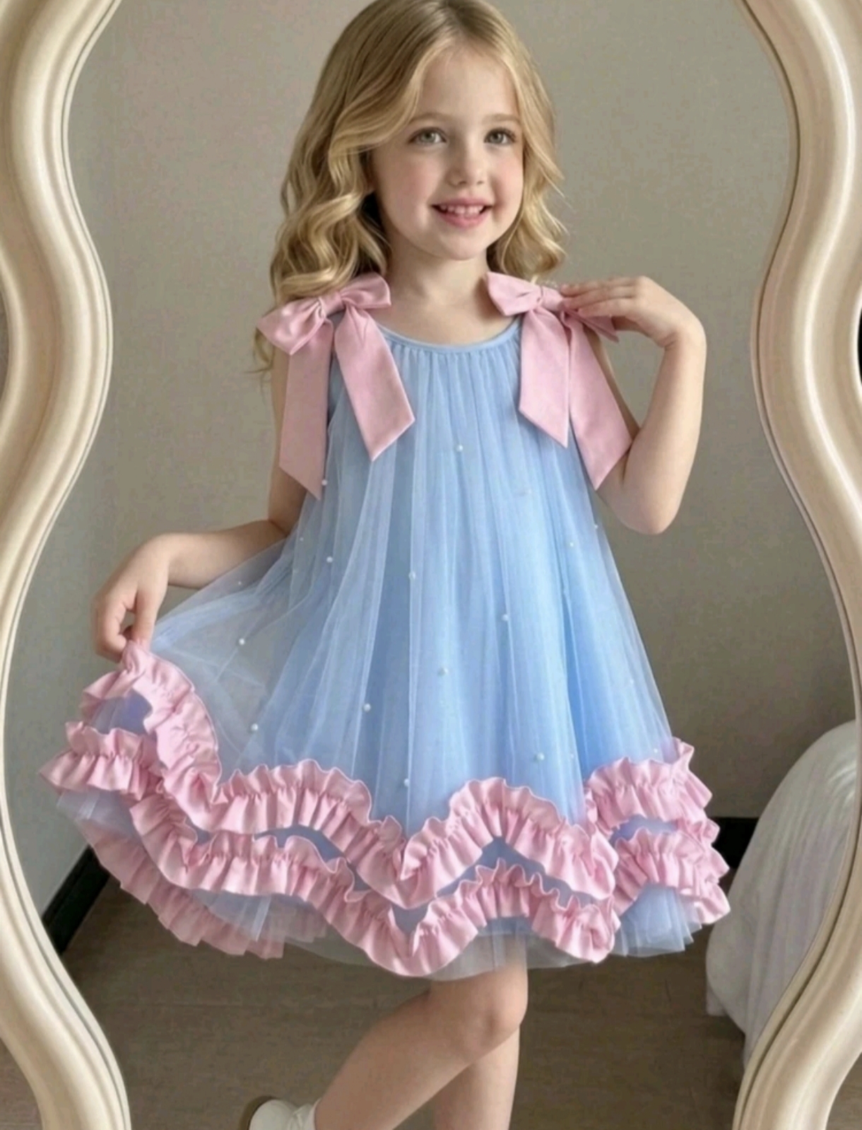 Vestido de malla con decoración 2